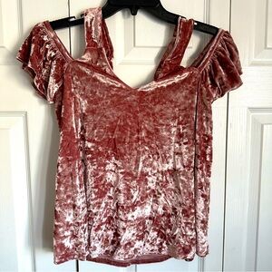 Envy Crushed Velvet Barbiecore Cold Shoulder Pink Top Sz S Date Night Cocktails